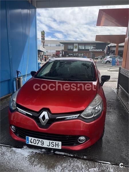 Usado Renault Clio IV LIMITED 90 CV (66 kW) 2016 Rojo Berlina