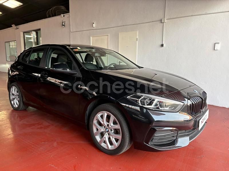 Usado BMW 116 116 CV (85 kW) 2023 Negro Utilitario