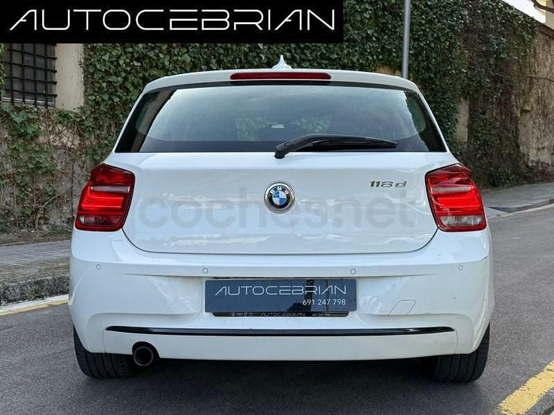 Usado BMW 118 Sport Line 143 CV (105 kW) 2012 Blanco Utilitario