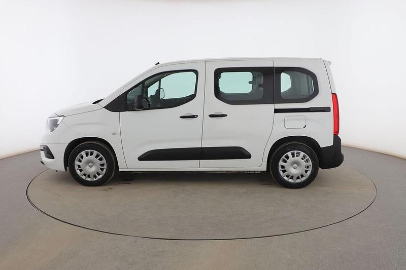 Usado Opel Combo Life Edition 102 CV (75 kW) 2020 Blanco Monovolumen