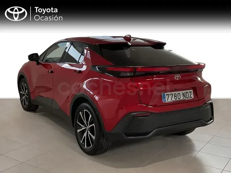 Usado Toyota C-HR Advance 223 CV (164 kW) 2025 Rojo SUV