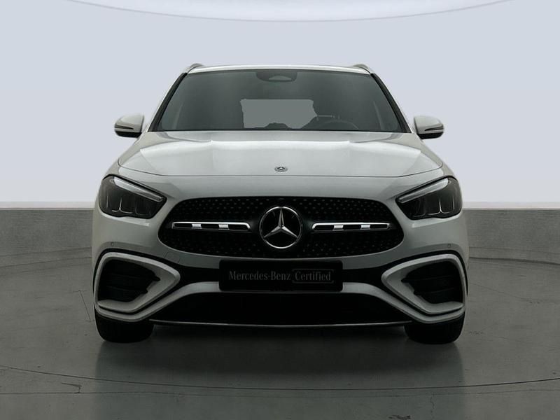 Usado Mercedes GLA200 163 CV (119 kW) 2025 Blanco SUV