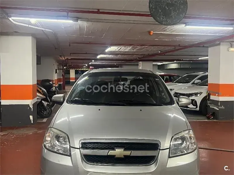 Usado Chevrolet Aveo LT 94 CV (69 kW) 2007 Gris / plata Berlina