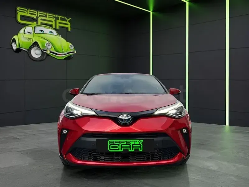 Usado Toyota C-HR Active 122 CV (89 kW) 2021 Rojo SUV