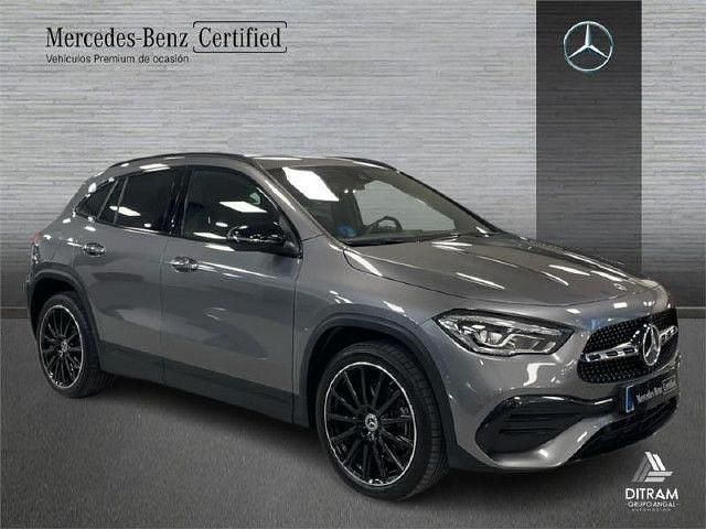 Usado Mercedes GLA250 218 CV (160 kW) 2021 Gris montaña SUV