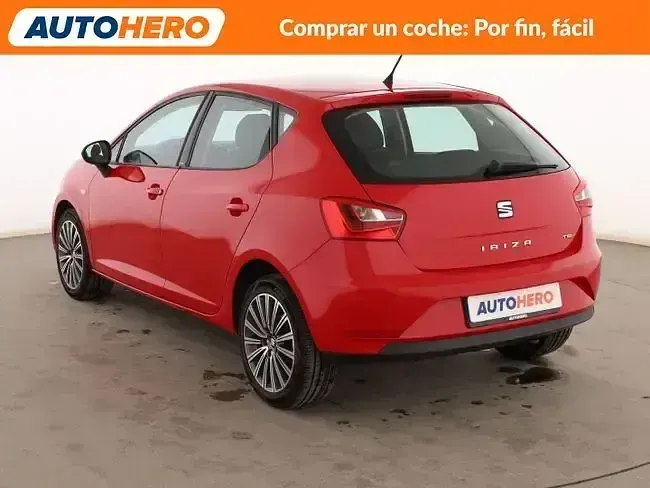 Usado Seat Ibiza CONNECT 90 CV (66 kW) 2015 Rojo Berlina