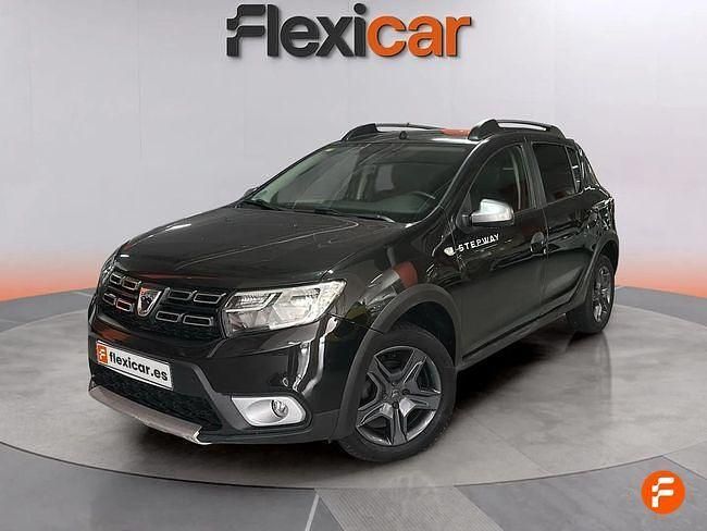 Usado Dacia Sandero Lauréate 90 CV (66 kW) 2017 Negro Utilitario