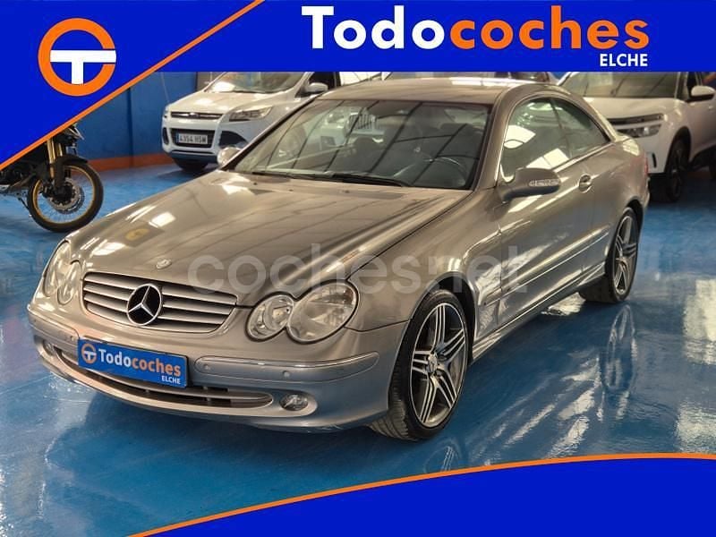 Beige Usado 2004 Mercedes CLK200 Elegance Coupe | 5499 € (Precio justo) - Imagen 1/4
