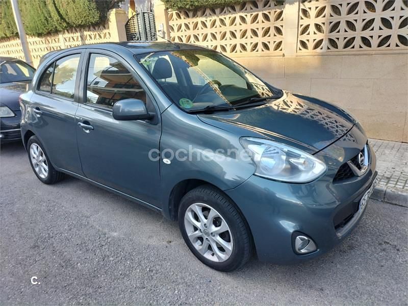 Usado Nissan Micra Acenta 80 CV (58 kW) 2016 Gris / plata Utilitario