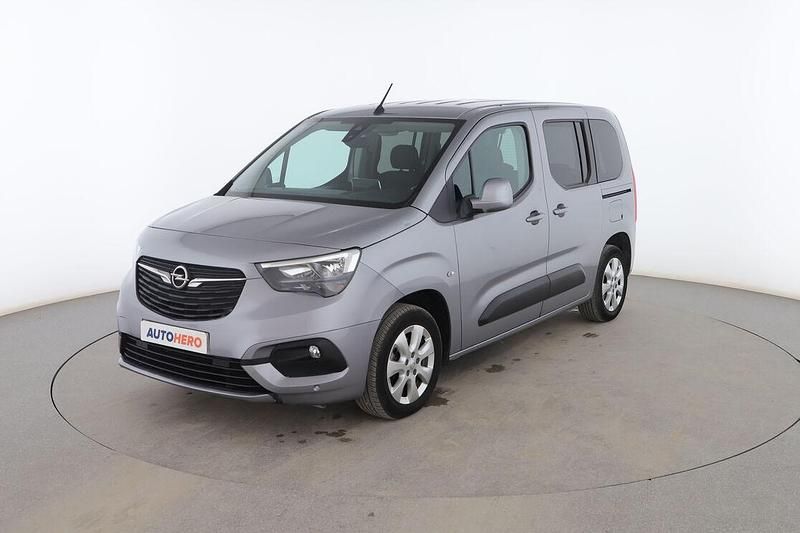 Gris / plata Usado 2019 Opel Combo Life Selective Monovolumen | 13.899 € (Precio justo) - Imagen 1/3