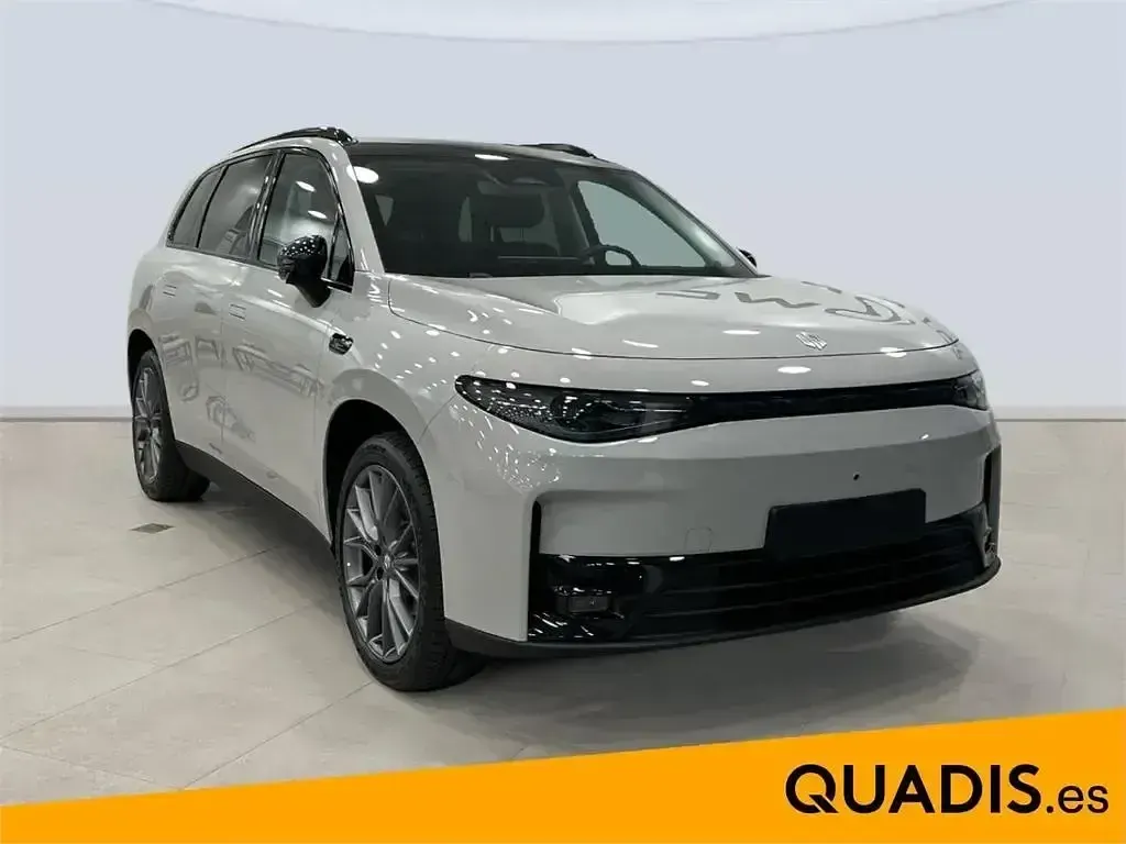 Nuevo Leapmotor C10 214 kW (292 CV) 2026 Gris SUV