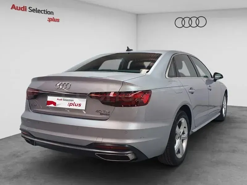 Usado Audi A4 Advanced Plus 204 CV (150 kW) 2023 Gris / plata Berlina