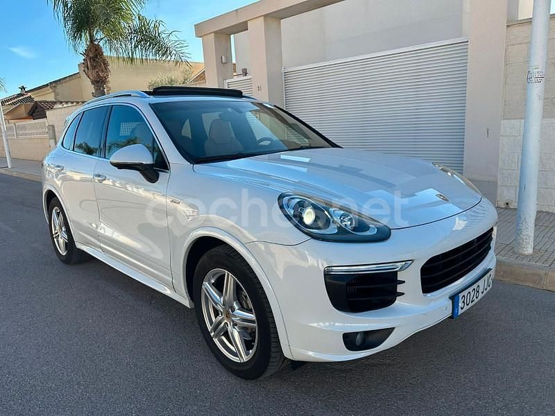 Blanco Usado 2015 Porsche Cayenne SUV | 37.950 € (Caro) - Imagen 1/4