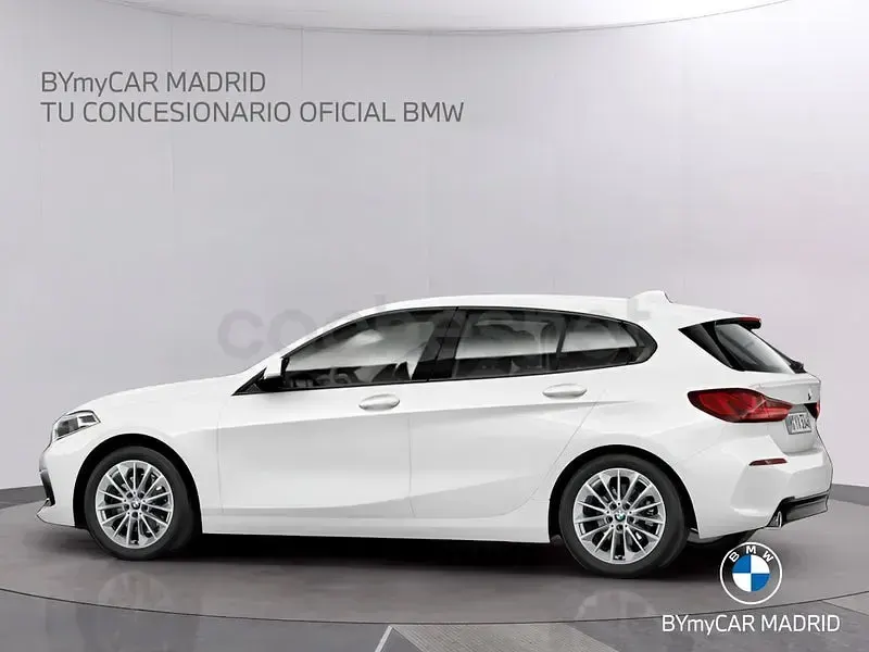 Usado BMW 118 Executive 140 CV (102 kW) 2019 Blanco Berlina