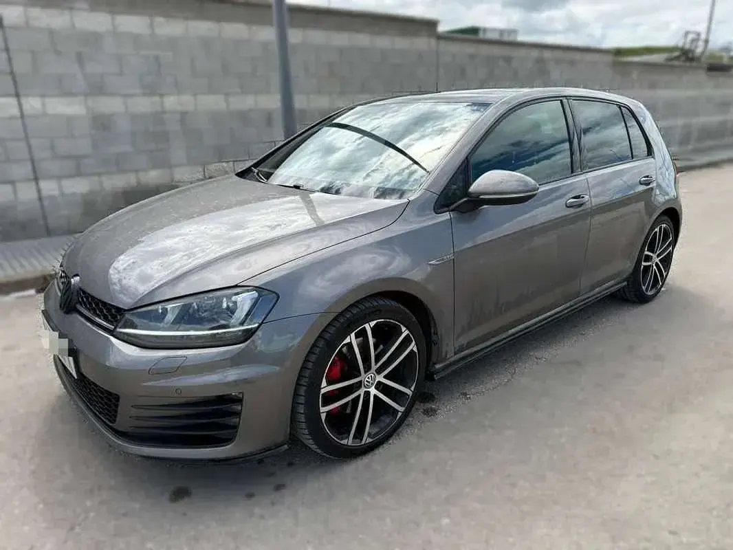Usado VW Golf VII GTD 184 CV (135 kW) 2015 Gris Familiar