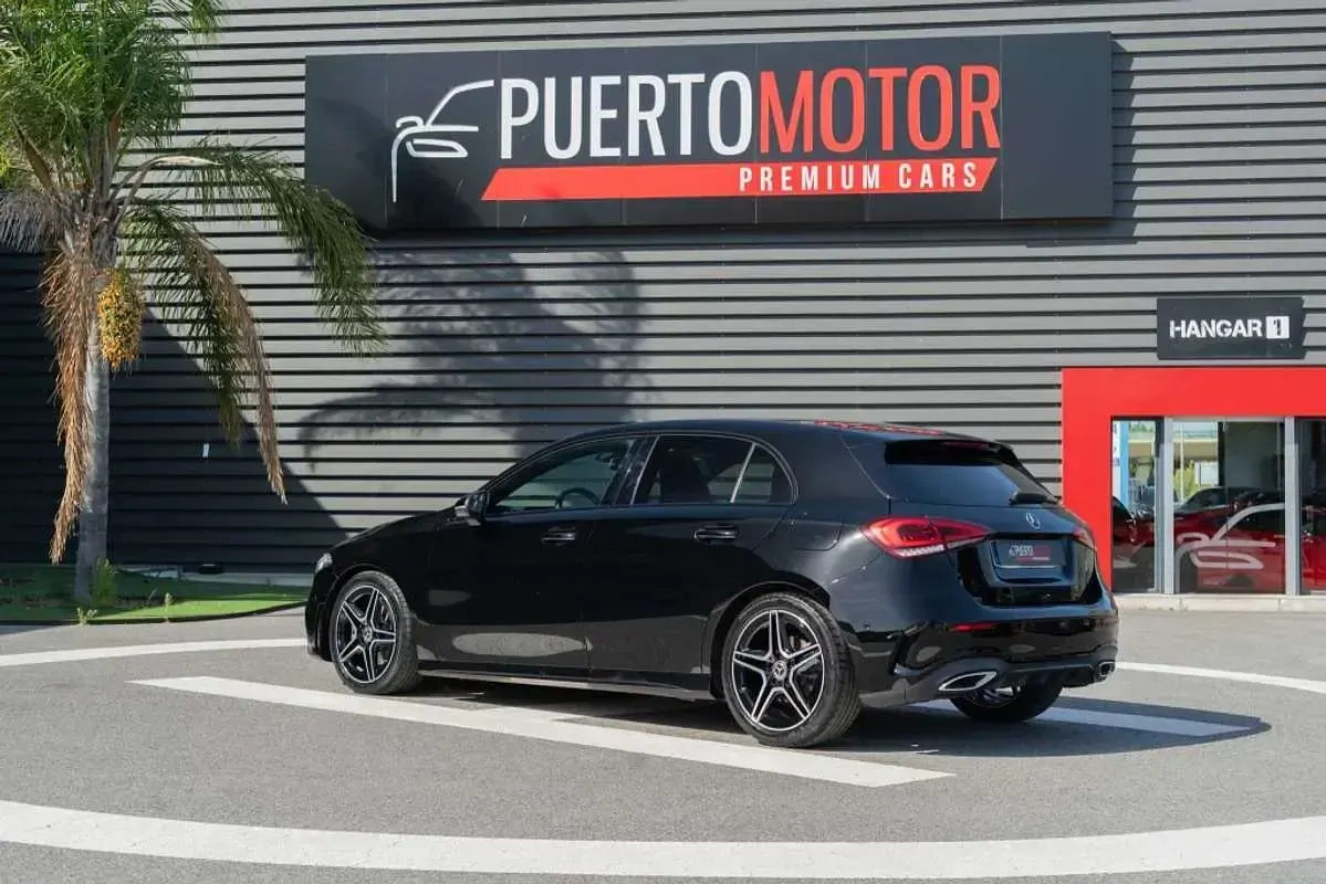 Usado Mercedes A220 190 CV (139 kW) 2021 Negro Utilitario