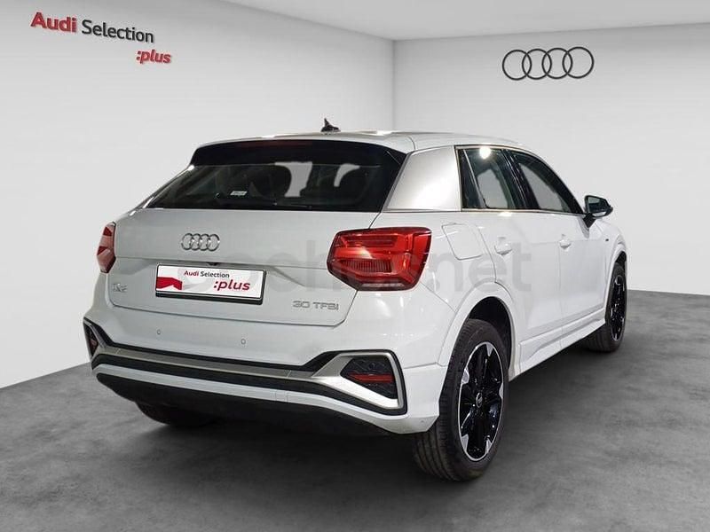 Usado Audi Q2 S-Line 116 CV (85 kW) 2025 Blanco SUV