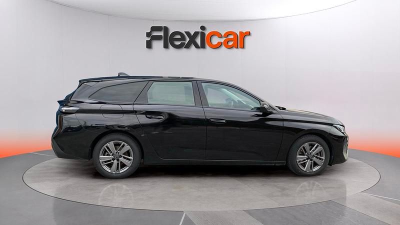 Usado Peugeot 308 S 130 CV (95 kW) 2022 Negro Familiar