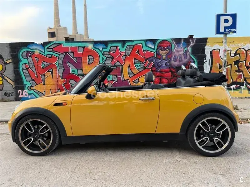 Usado Mini Cooper Cabriolet 116 CV (85 kW) 2008 Amarillo Descapotable
