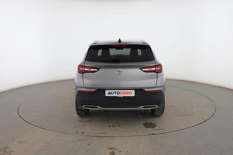 Usado Opel Grandland X Design Edition 130 CV (95 kW) 2019 Gris SUV