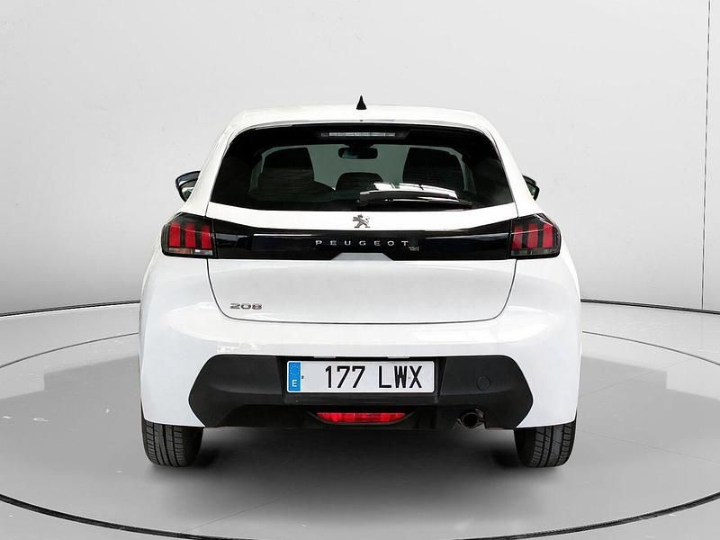 Usado Peugeot 208 Active 102 CV (75 kW) 2022 Blanco Utilitario