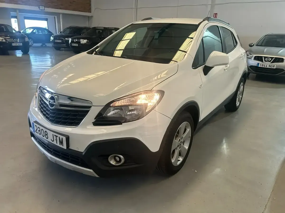 Usado Opel Mokka Selective 136 CV (100 kW) 2016 Blanco SUV