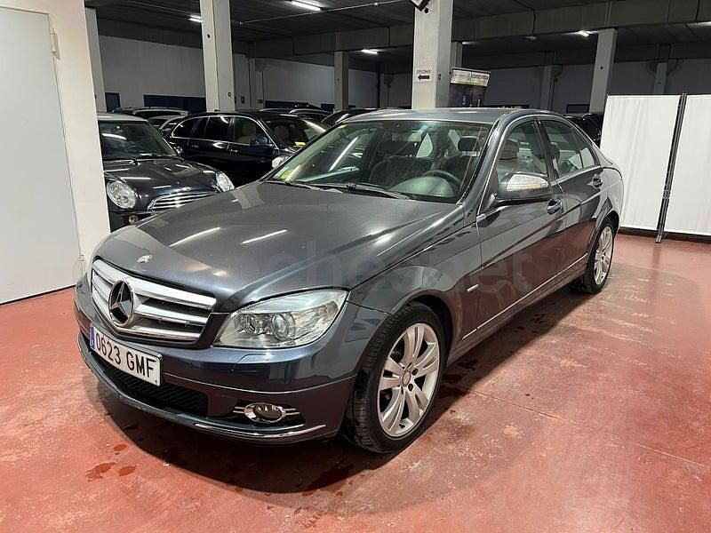 Usado Mercedes C220 Elegance 170 CV (125 kW) 2009 Gris / plata Berlina