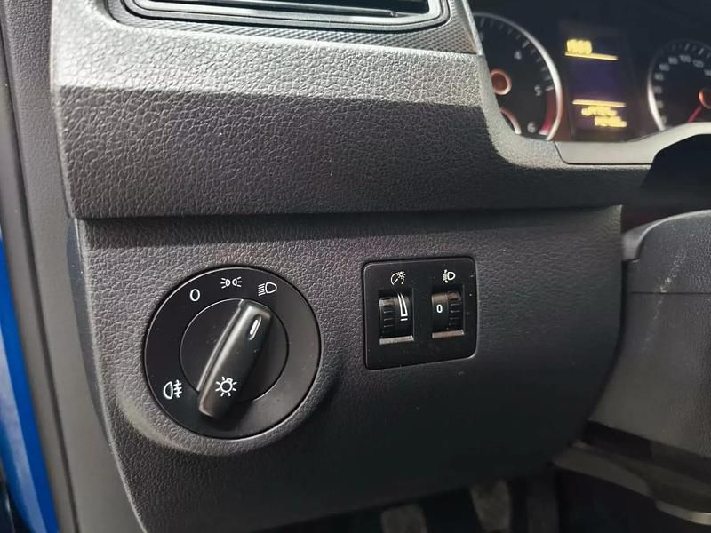 Begagnad VW Caddy 102 HK (75 kW) 2019 Minibuss