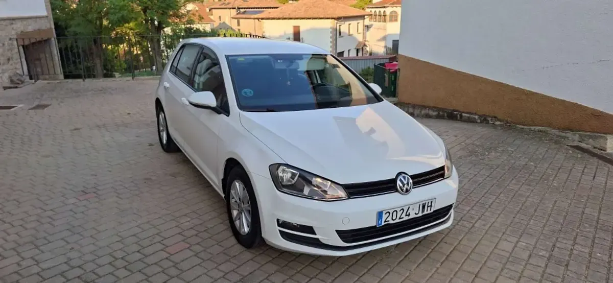 Usado VW Golf VII Edition 116 CV (85 kW) 2017 Blanco Utilitario