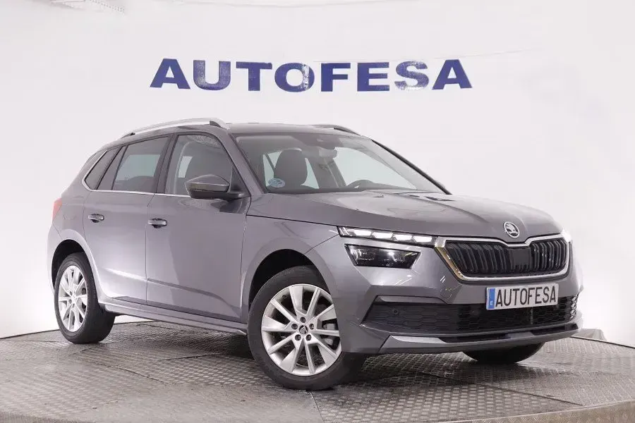 Usado Skoda Kamiq Style 150 CV (110 kW) 2023 Gris SUV