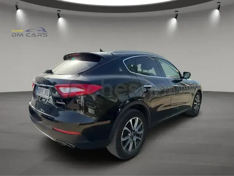 Usado Maserati Levante 275 CV (202 kW) 2016 Negro SUV