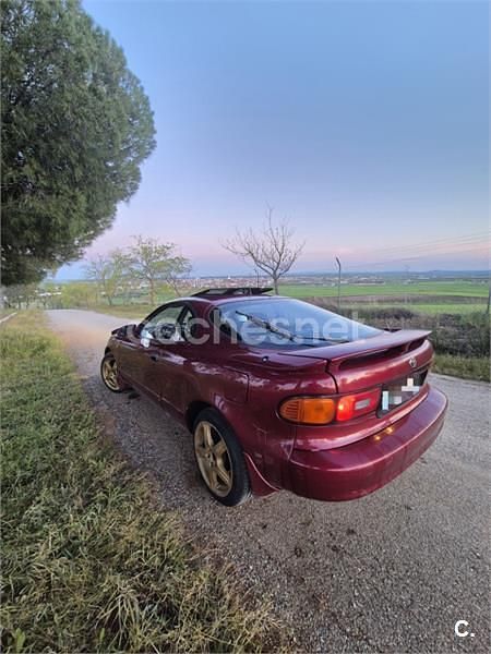 Usado Toyota Celica 125 CV (91 kW) 1992 Granate Berlina