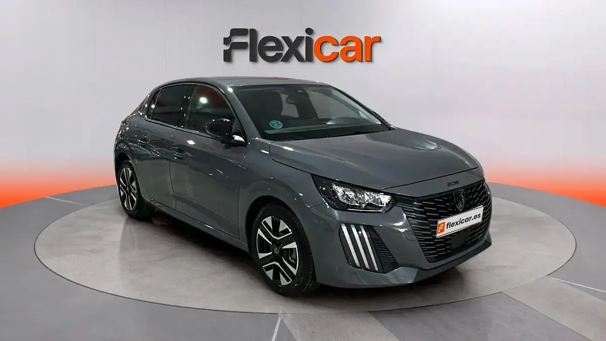 Usado Peugeot 208 Allure 101 CV (74 kW) 2025 Utilitario