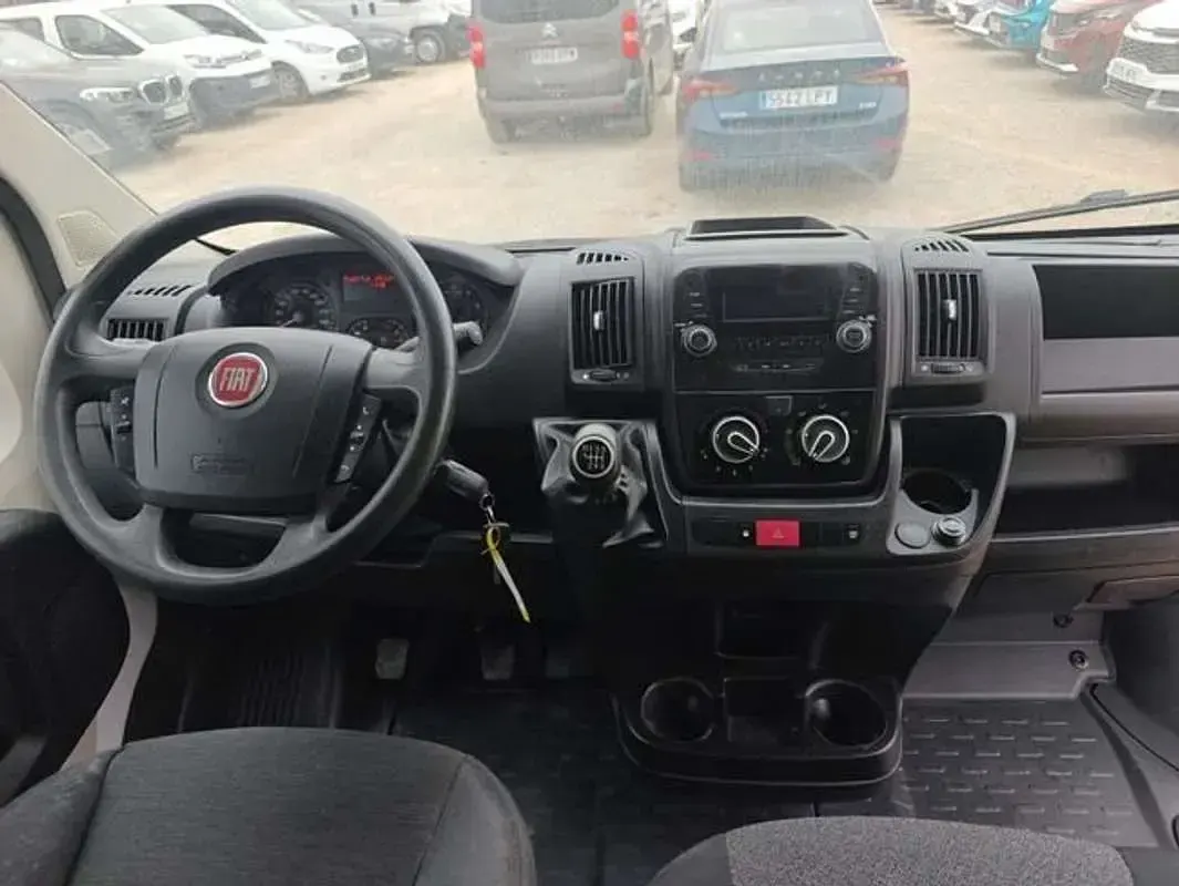 Usado Fiat Ducato 131 CV (96 kW) 2018 Blanco Van