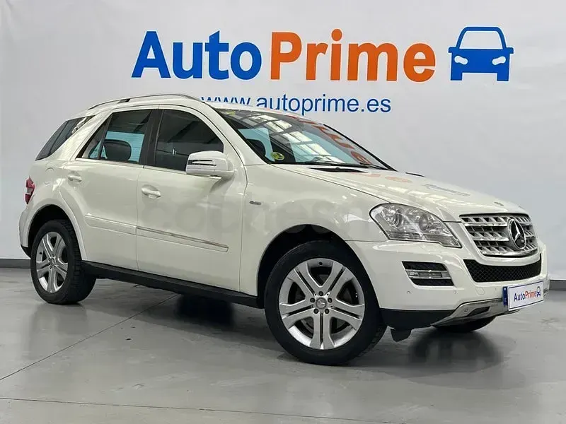 Usado Mercedes ML300 204 CV (150 kW) 2011 Blanco SUV
