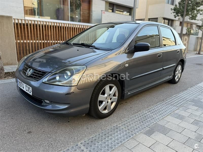 Gris / plata Usado 2004 Honda Civic LS Berlina | 2850 € (Buen precio) - Imagen 1/4