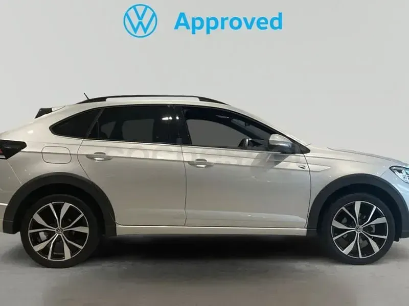 Usado VW Taigo R-line 116 CV (85 kW) 2025 Gris / plata SUV