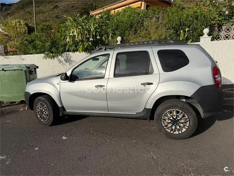 Usado Dacia Duster Ambiance 90 CV (66 kW) 2015 Gris / plata SUV