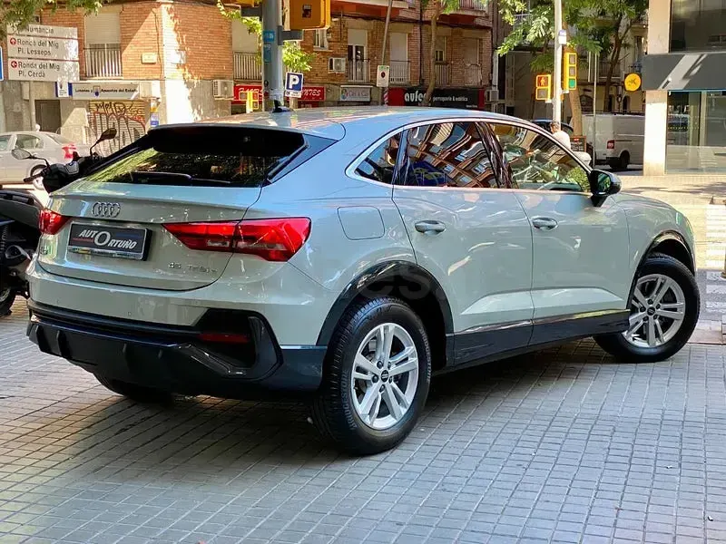 Usado Audi Q3 Sportback 245 CV (180 kW) 2021 Gris / plata SUV