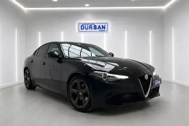 Usado Alfa Romeo Giulia Executive 200 CV (147 kW) 2018 Negro Berlina