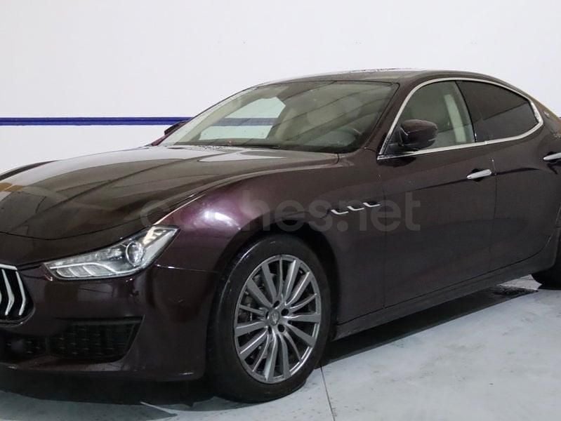 Violeta / lila Usado 2019 Maserati Ghibli GranLusso Berlina | 28.490 € (Super precio) - Imagen 1/4