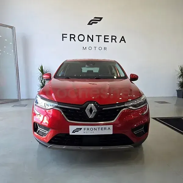 Usado Renault Arkana Zen 145 CV (106 kW) 2022 Rojo SUV