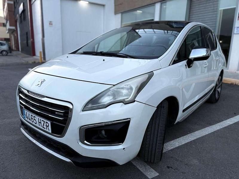 Usado Peugeot 3008 200 CV (147 kW) 2014 Blanco Familiar
