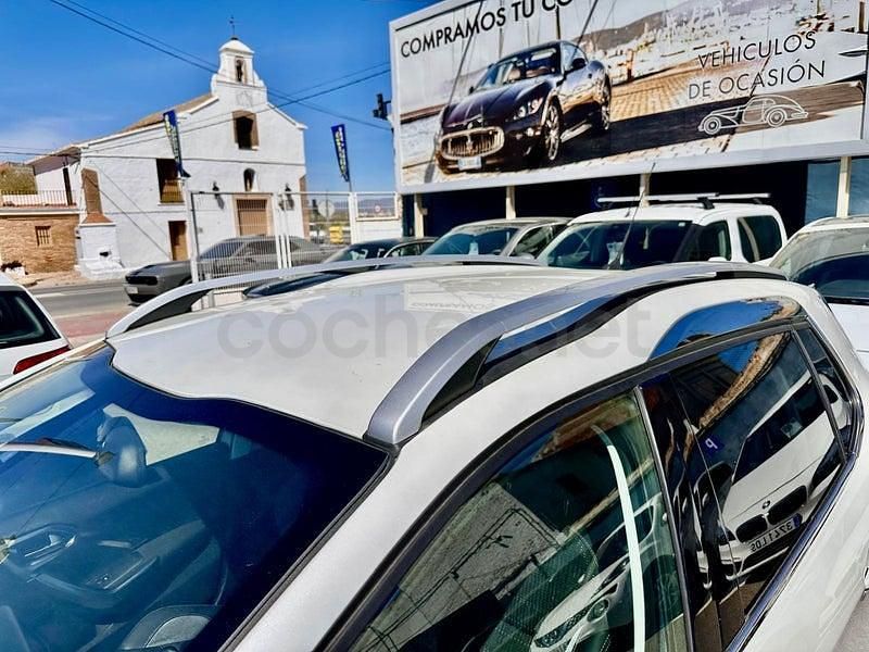 Usado Peugeot 2008 Crossway 100 CV (73 kW) 2017 Blanco SUV