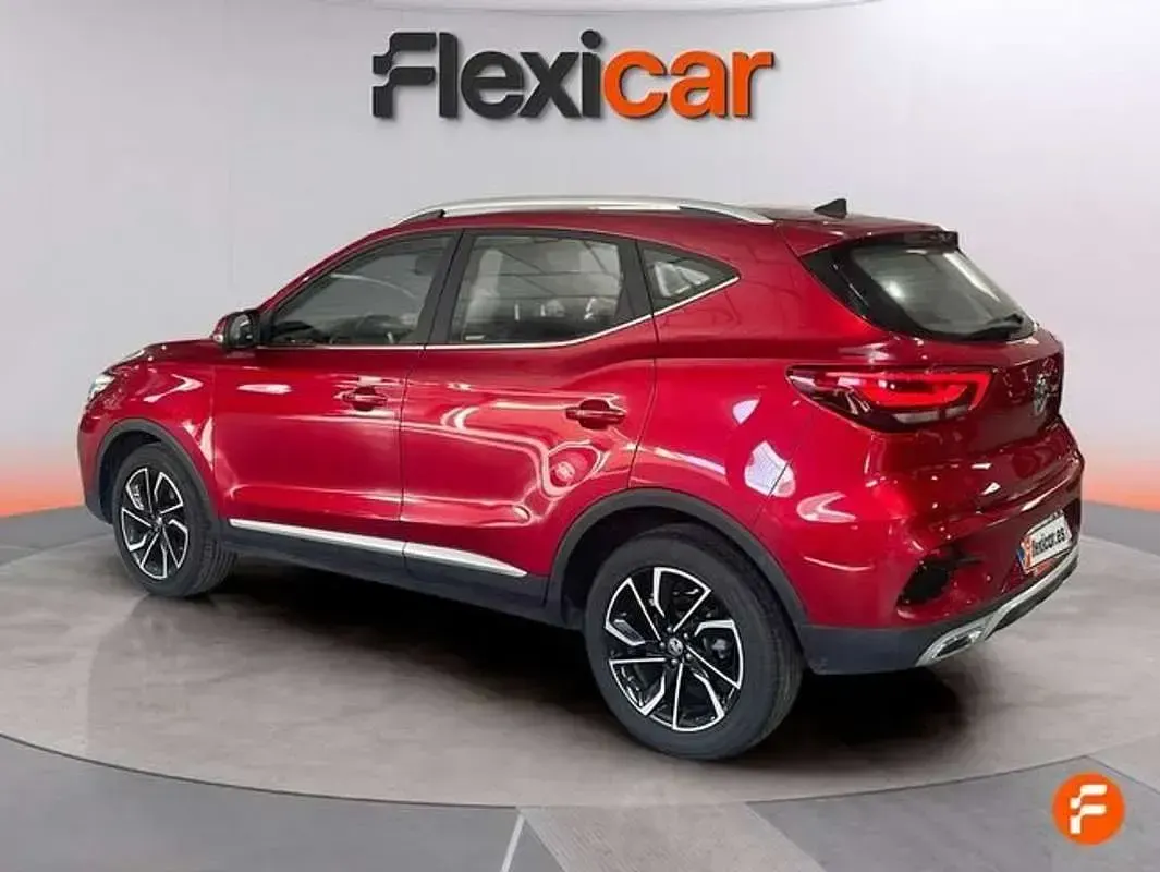 Usado MG ZS Luxury 106 CV (77 kW) 2024 Burdeos SUV