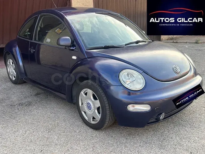 Usado VW New Beetle 102 CV (75 kW) 2003 Azul Utilitario