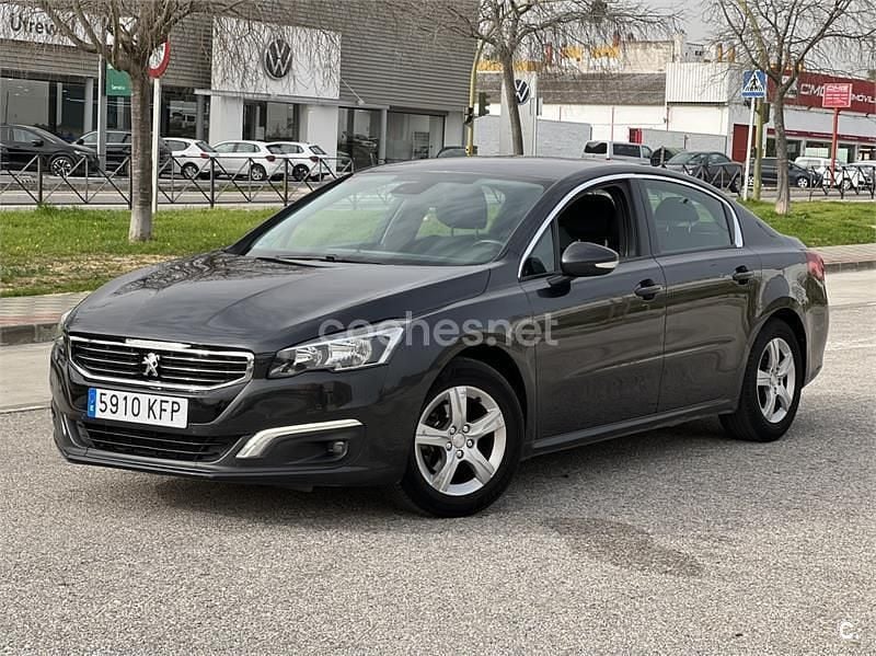 Usado Peugeot 508 Active 120 CV (88 kW) 2017 Negro Berlina