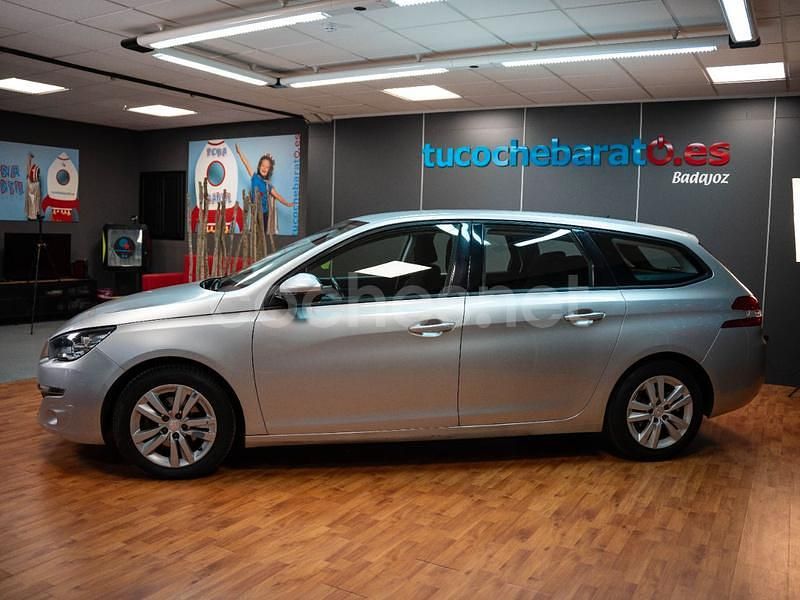 Usado Peugeot 308 SW Active 120 CV (88 kW) 2014 Gris / plata Familiar