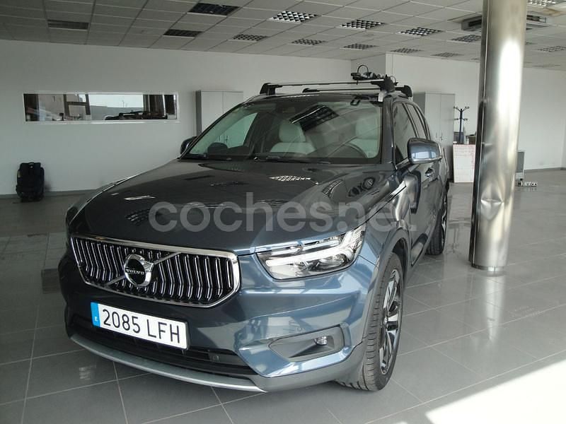 Azul Usado 2020 Volvo XC40 Inscription SUV | 25.990 € (Un poco caro) - Imagen 1/4