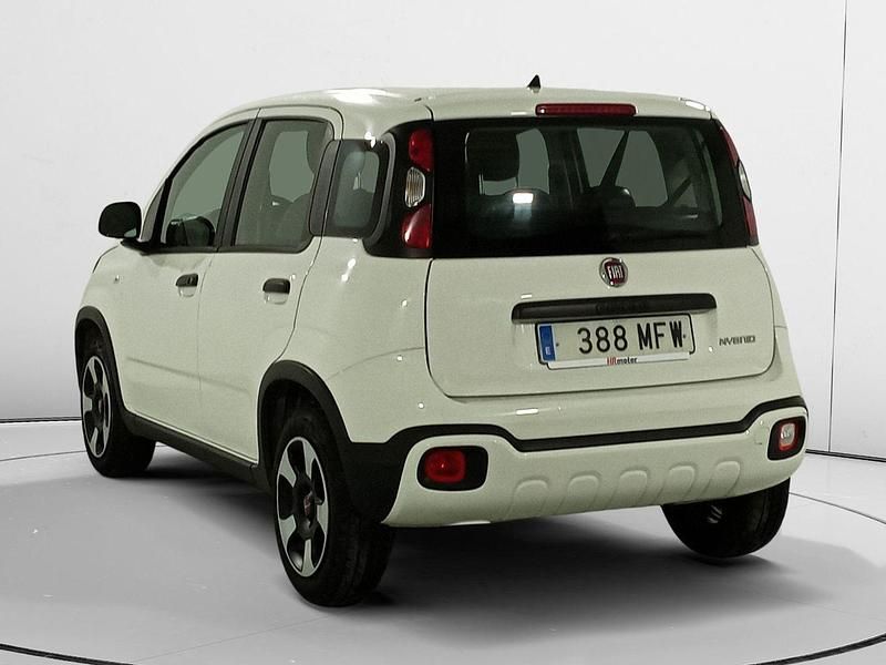 Usado Fiat Panda Cross Cross 70 CV (51 kW) 2023 Blanco Utilitario